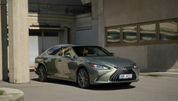 Test Lexus ES300h: Jedinečná osobnost