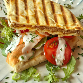 Turkse flatbread met gekruid gehakt