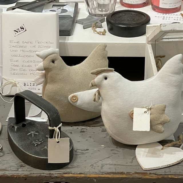 Miniaturbild: Chicken! - Dekohühner