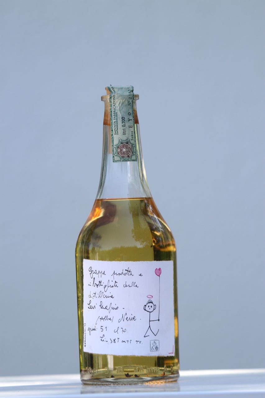 Thumbnail: Männchen mit Herzballon - Grappa Levi (1999)