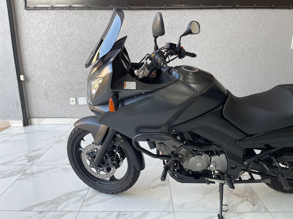 Miniatura: Suzuki V-Stron 650cc 2010 - Manual - Gasolina