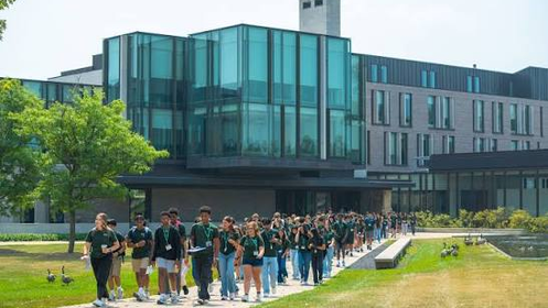 🇨🇦 7 Canadian Summer Programs for International High School Students