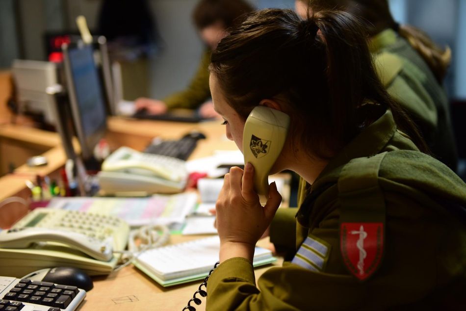 מוקדים טלפונים