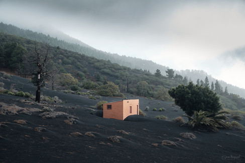 A deserted house on Volcán de Tajogaite in La Palma