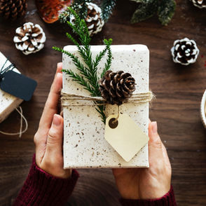 Gift Wrapping Tips
