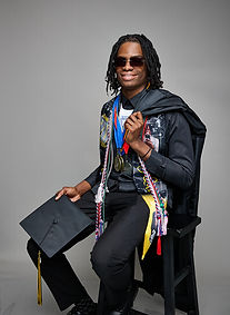 TyQuiseSeniorPhotoshoot3707.jpg