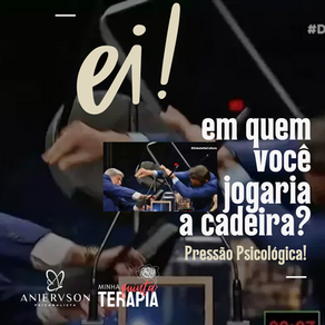 Em quem você jogaria a cadeira?