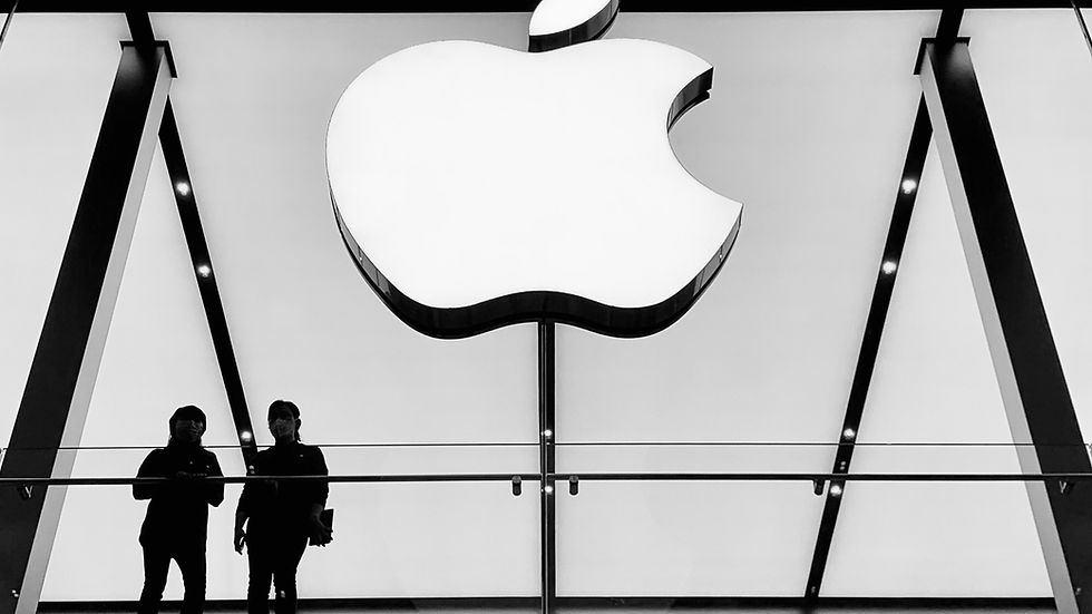 Apple Store with 2 customers
