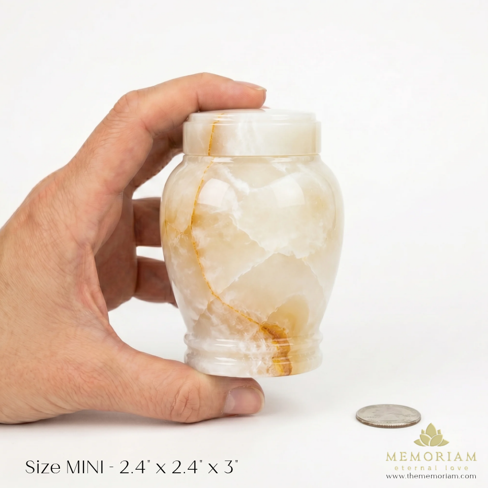 Thumbnail: Suki - white onyx urn