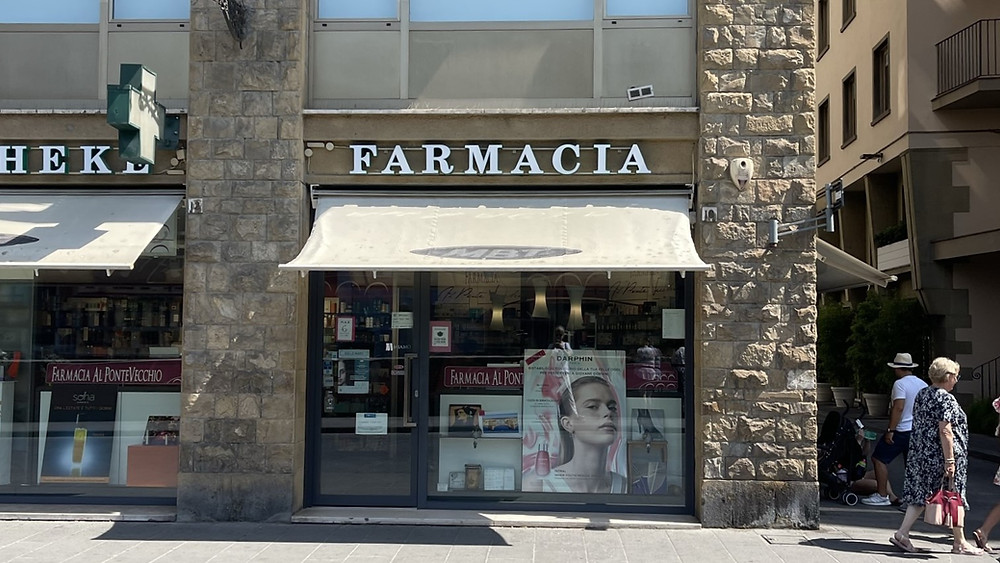 Farmacia in Italy