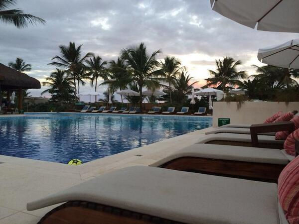 Piscina com som da Automatizus