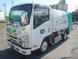 建総のパッカー車