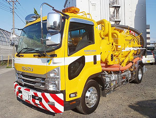 建総の下水作業車