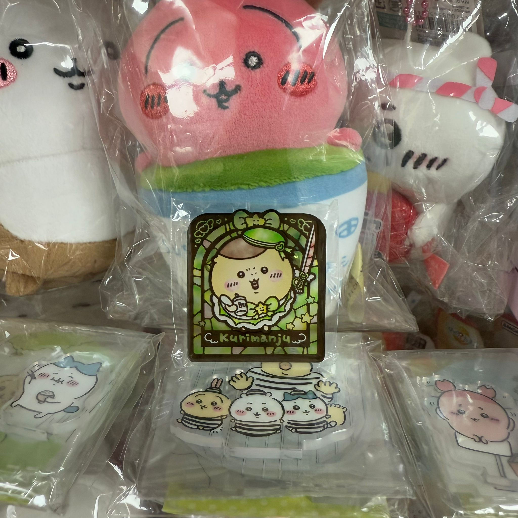 Chiikawa 小可愛 魔法少女系列 彩繪玻璃風 半透明 膠牌 扣針 - 栗饅頭