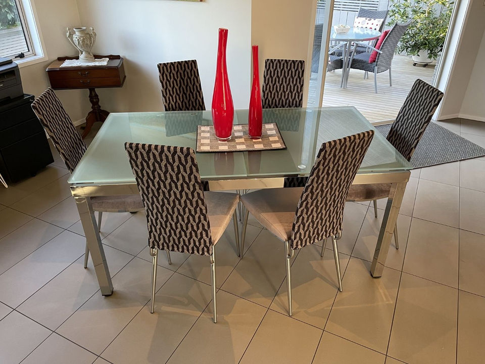 Luxxis_Upholstery dining chairs