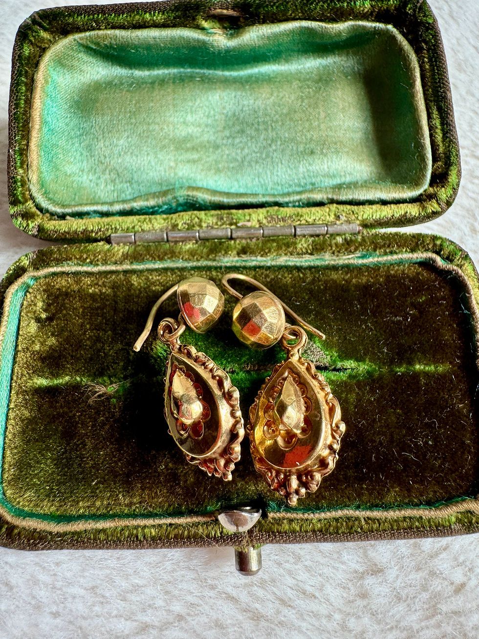 Victorian 9ct Fancy Earrings
