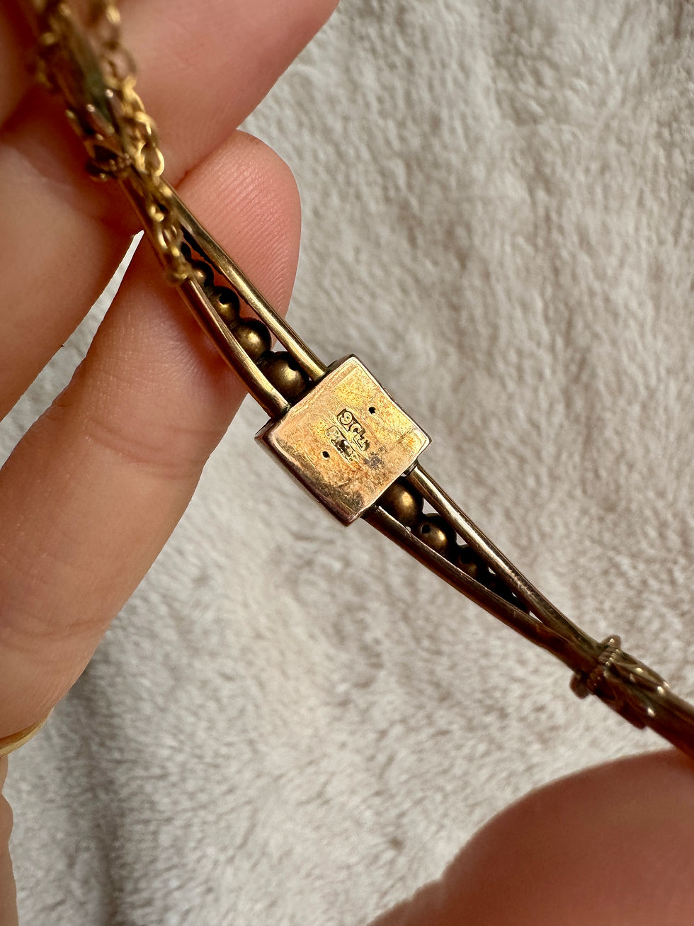 Thumbnail: Victorian 9ct Opal Bangle