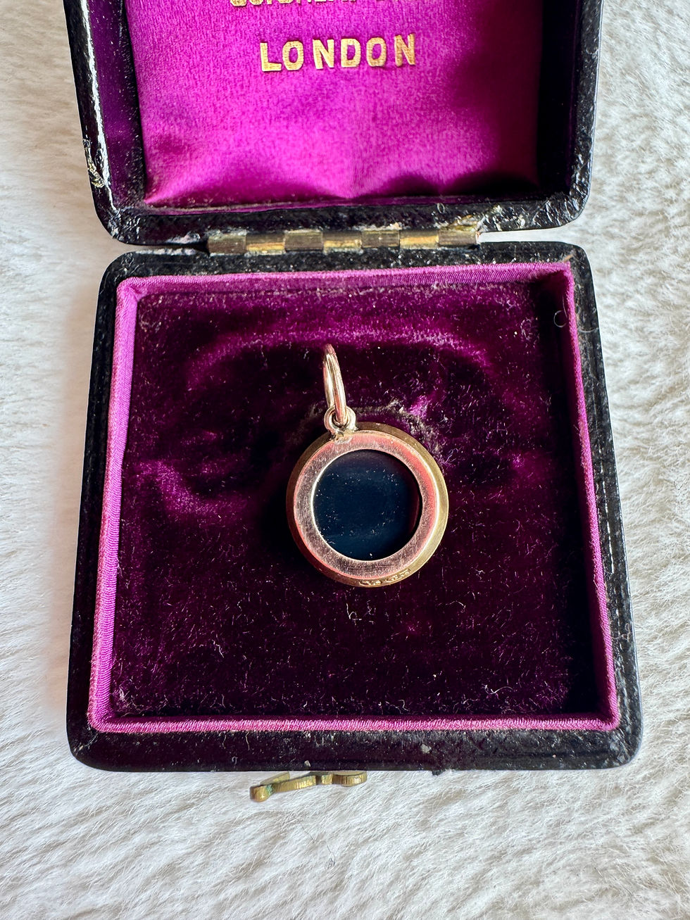 Thumbnail: Victorian 15ct Sardonyx Intaglio