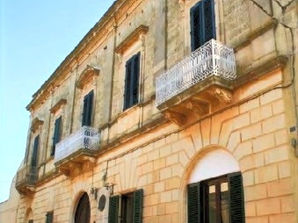 Palazzo Tenente Angelo Pedaci (Sec. XIX)