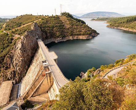 barcena-dam-near-ponferrada-spain.jpg