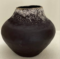 BLACK VESSEL WITH WHITE DECO