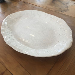 OVAL PLATTER WITH FRILL