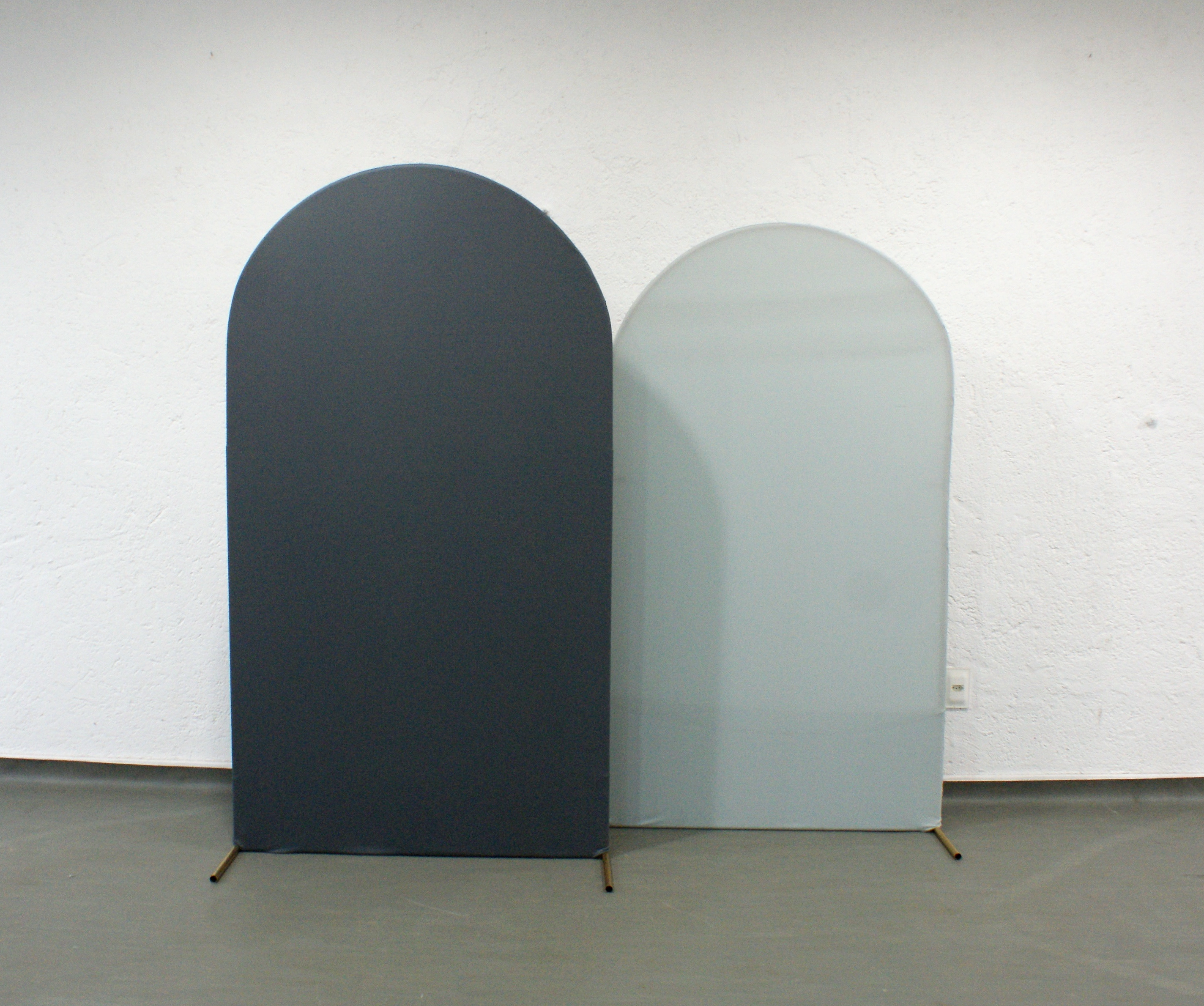 Duo de Arcos Romanos Cinza