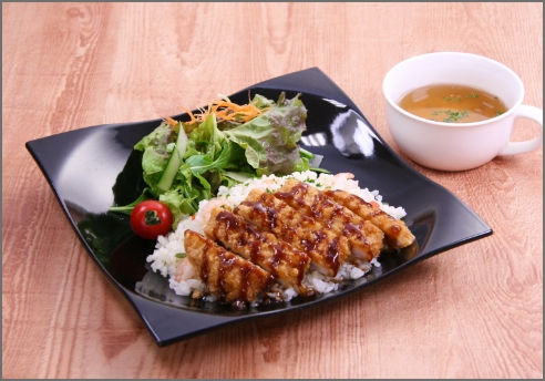 とんかつピラフプレート