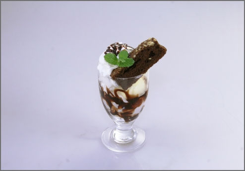 チョコレートパフェ