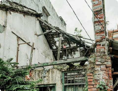Image showing a damaged house