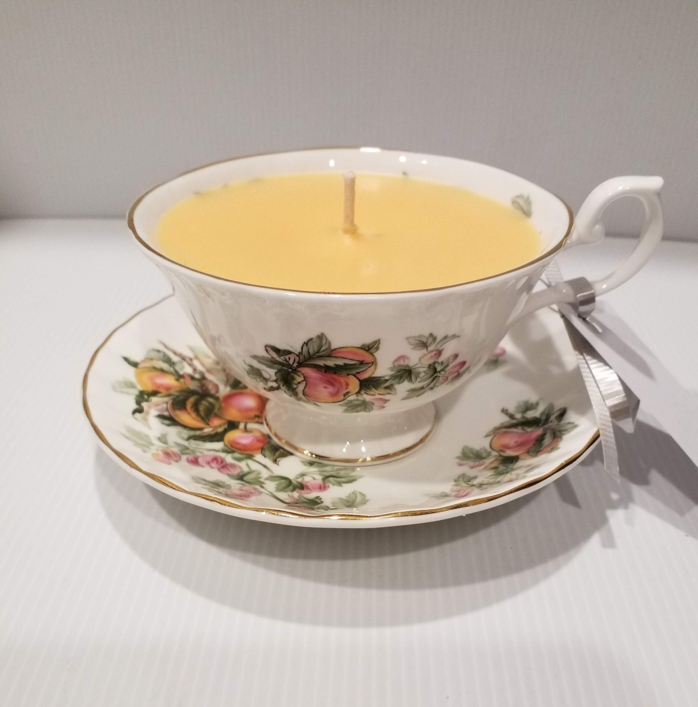 Teacup Candle - Soy Candle - Vintage - Apricot Tea