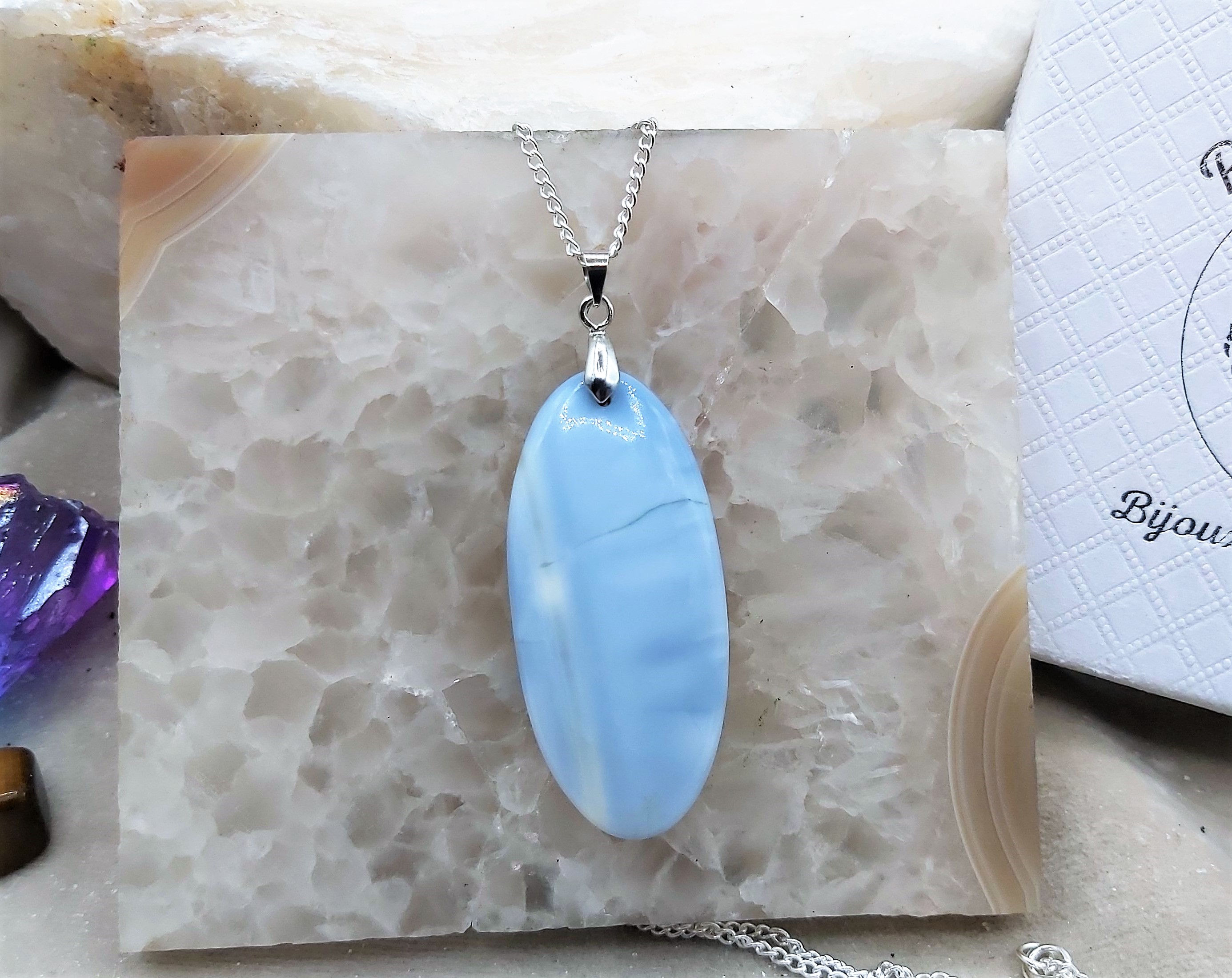 Grande et belle Opale bleue Owyhee