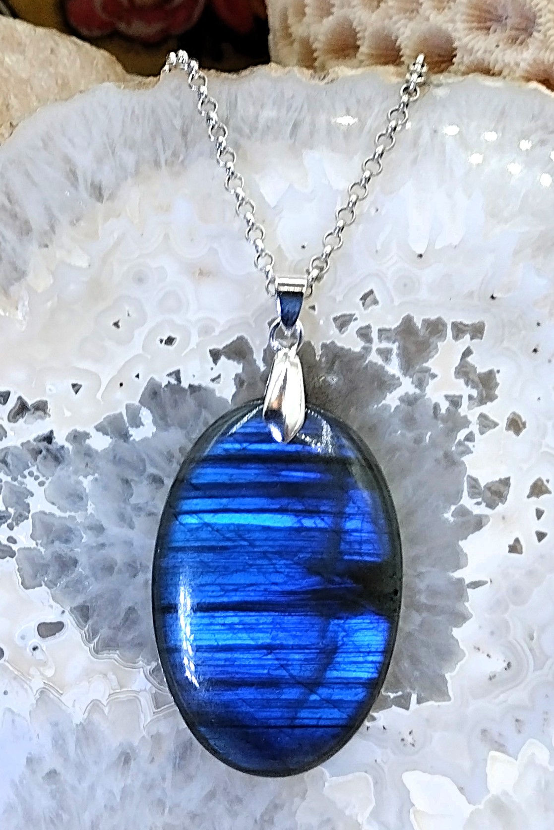 Labradorite bleue