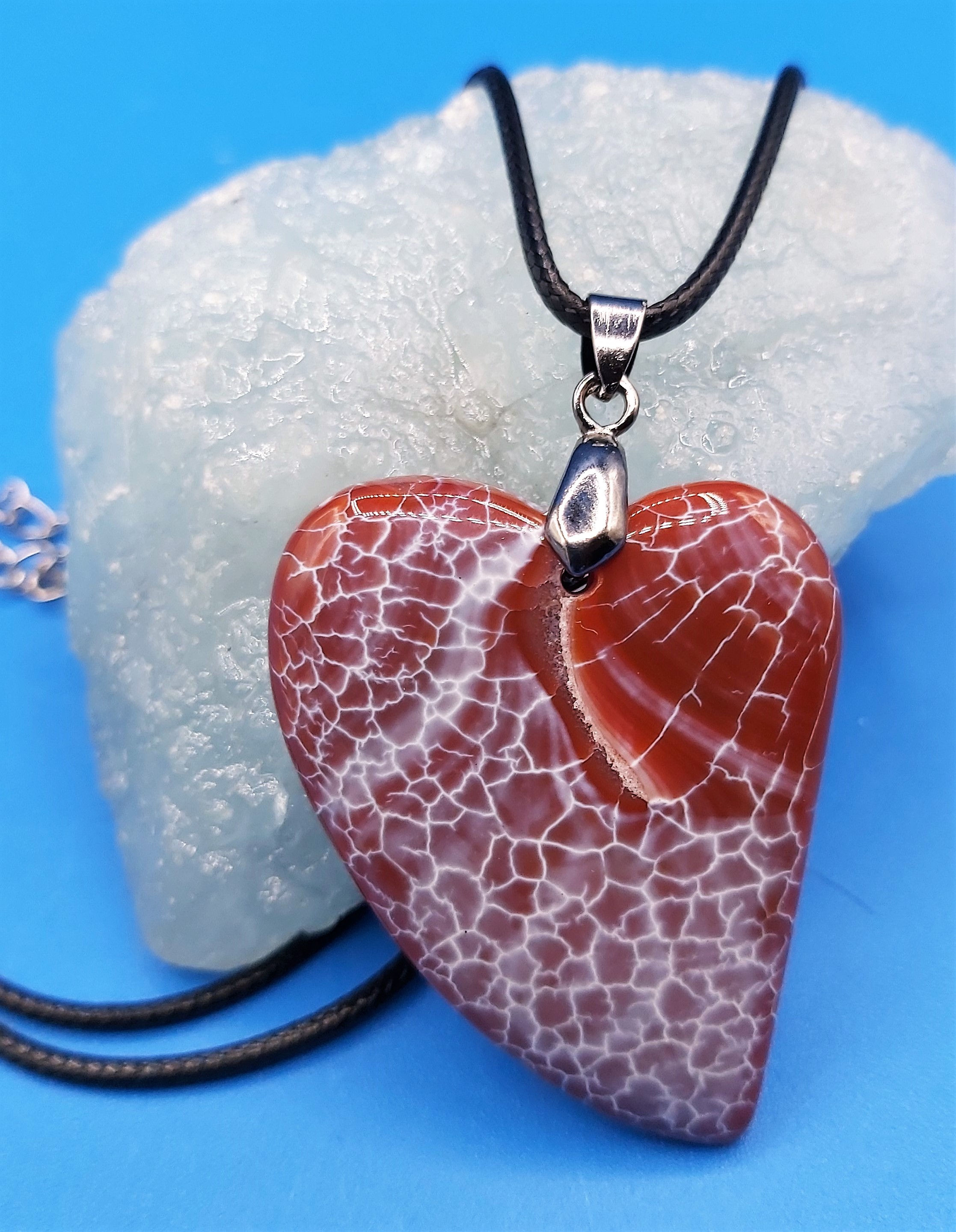 Collier avec pendentif COEUR Agate