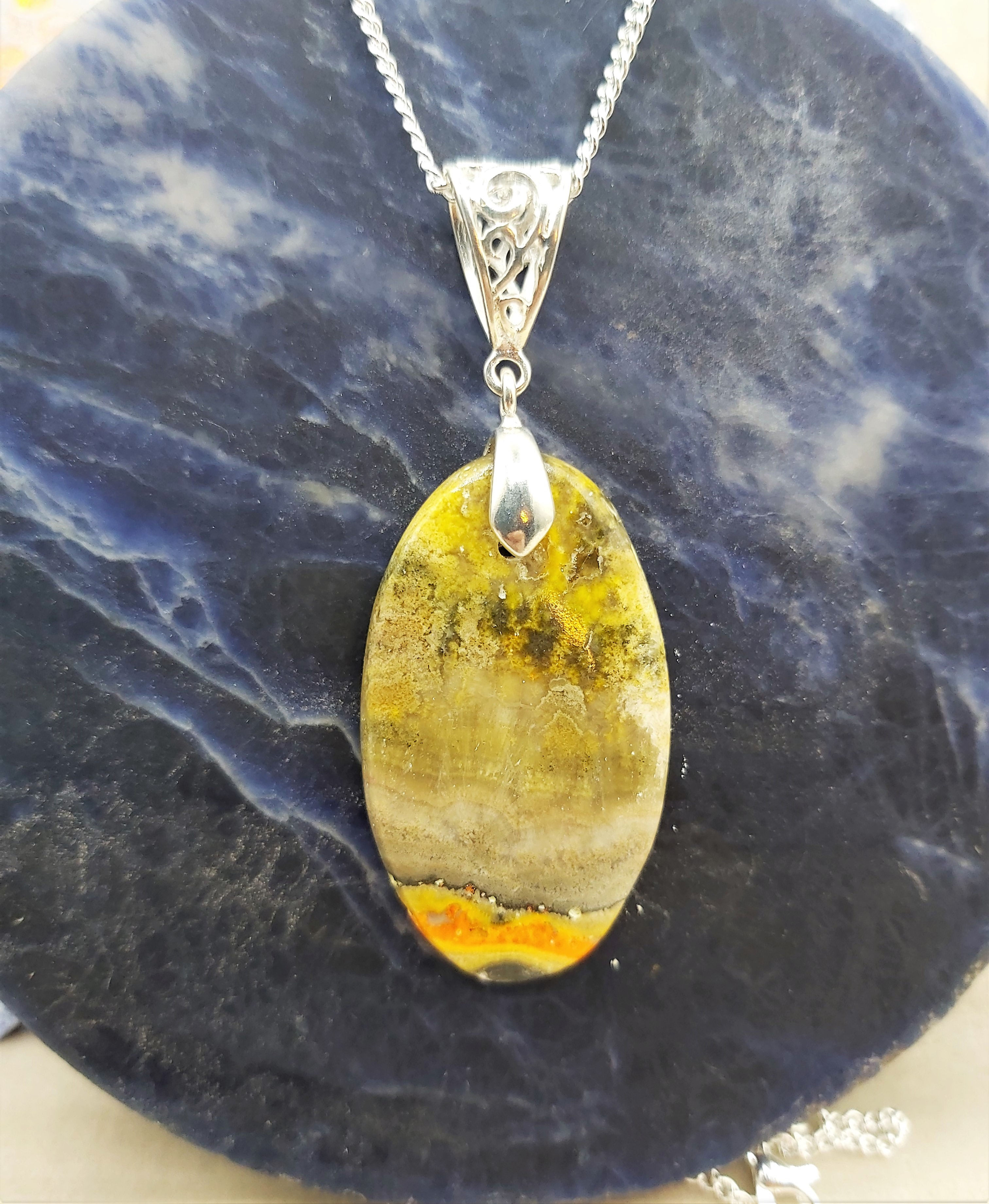 Eblouissant pendentif Jaspe Bourdon