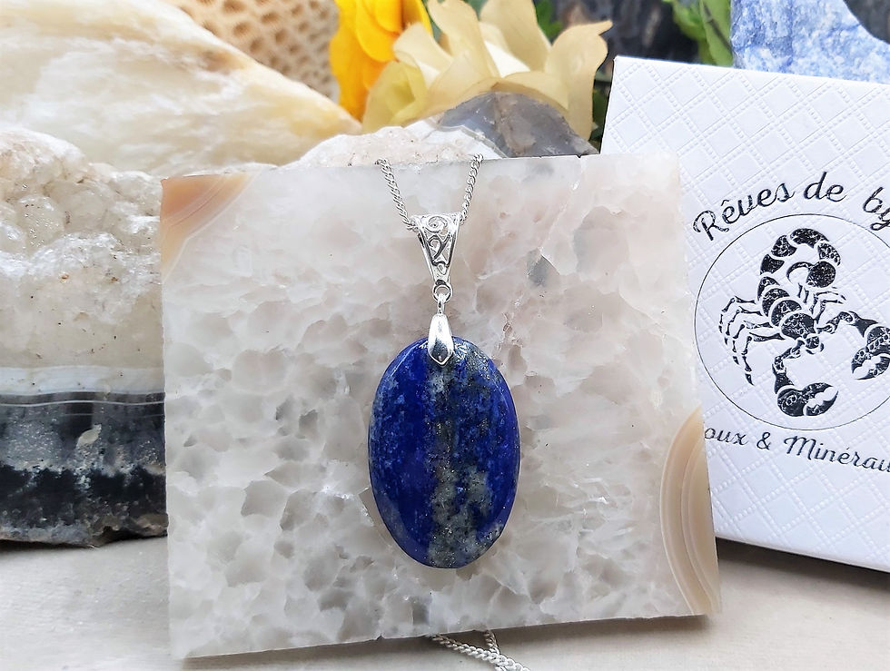 Très beau pendentif Lapis Lazuli
