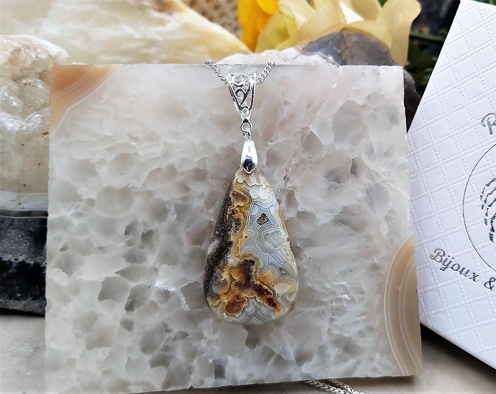 Magnifique pendentif Agate Crazy-Lace