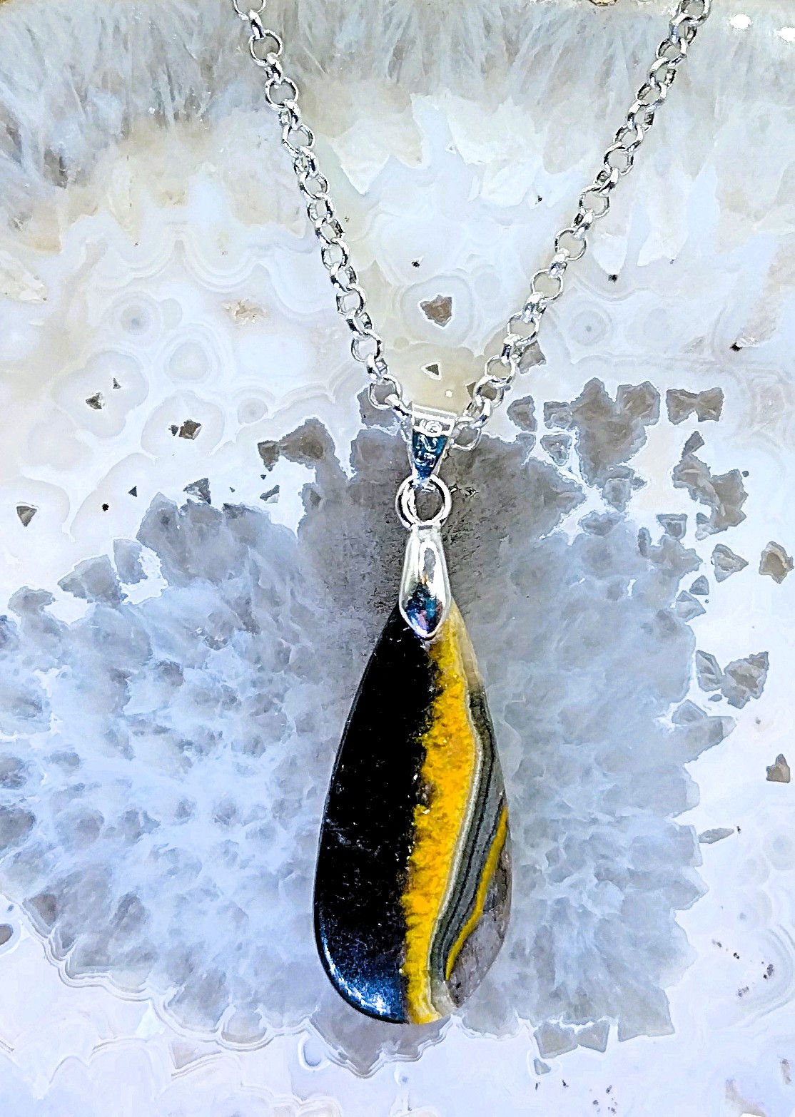 Jaspe Bumble-bee