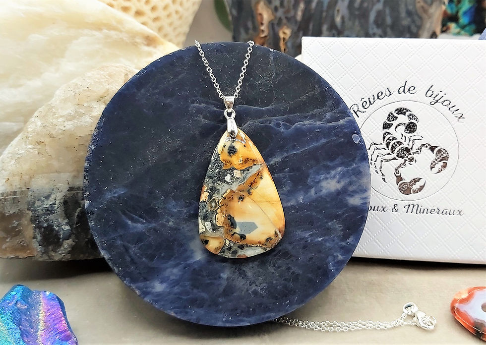 Miniature : Majestueux pendentif de Jaspe Maligano