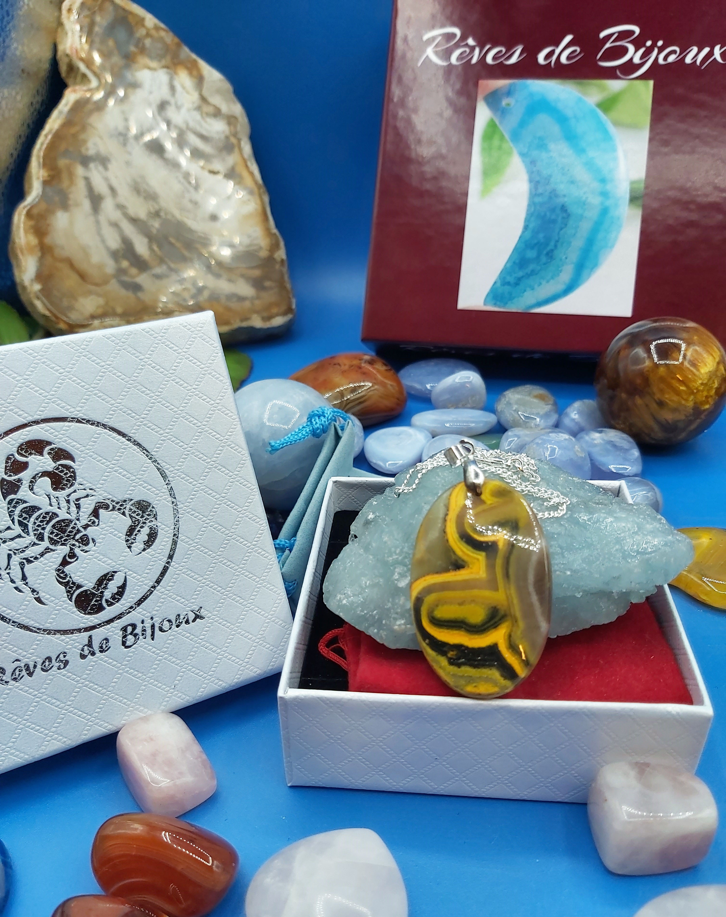 Collier avec magnifique pendentif Jaspe Bourdon