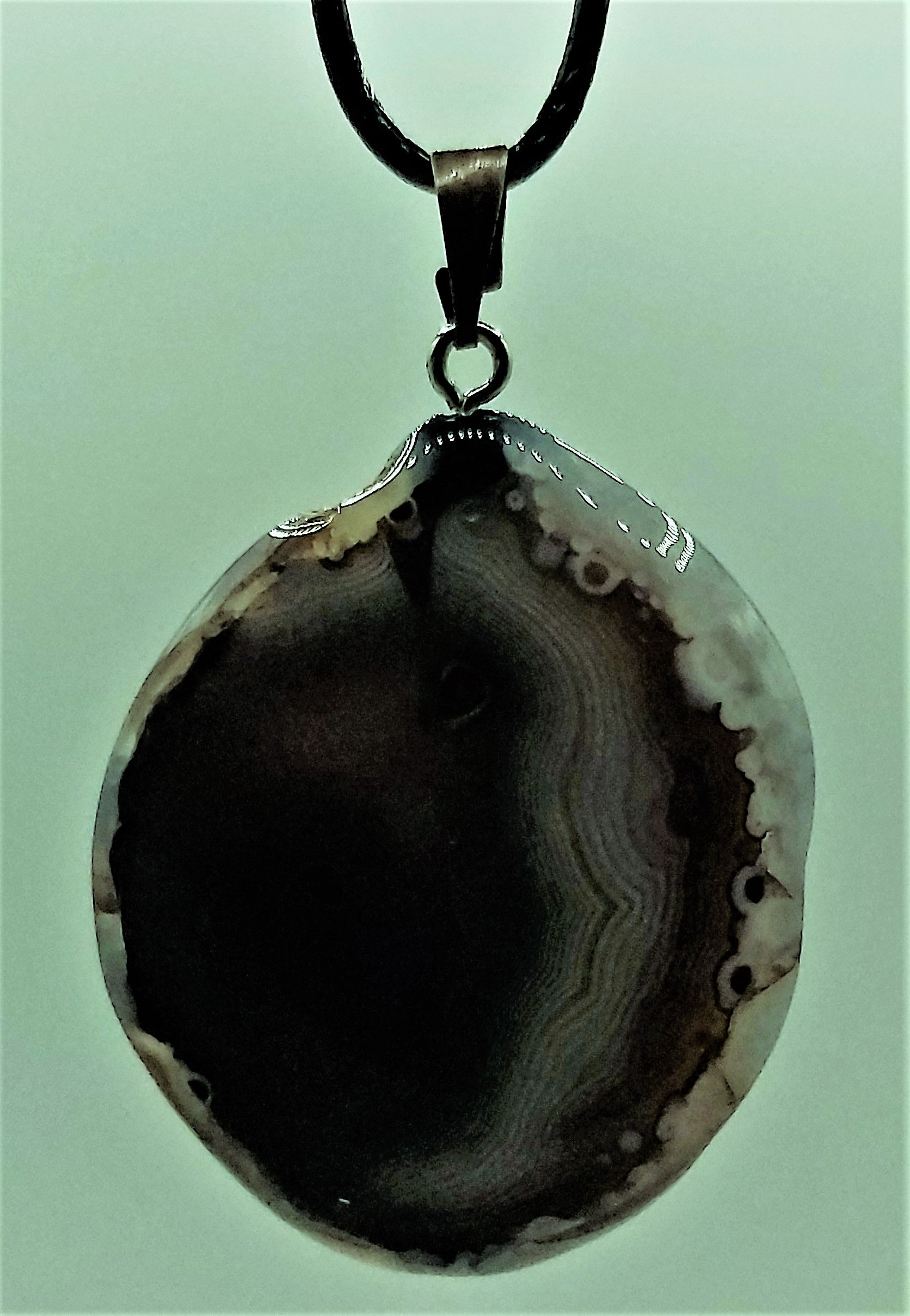 Collier avec jolis pendentifs Agates