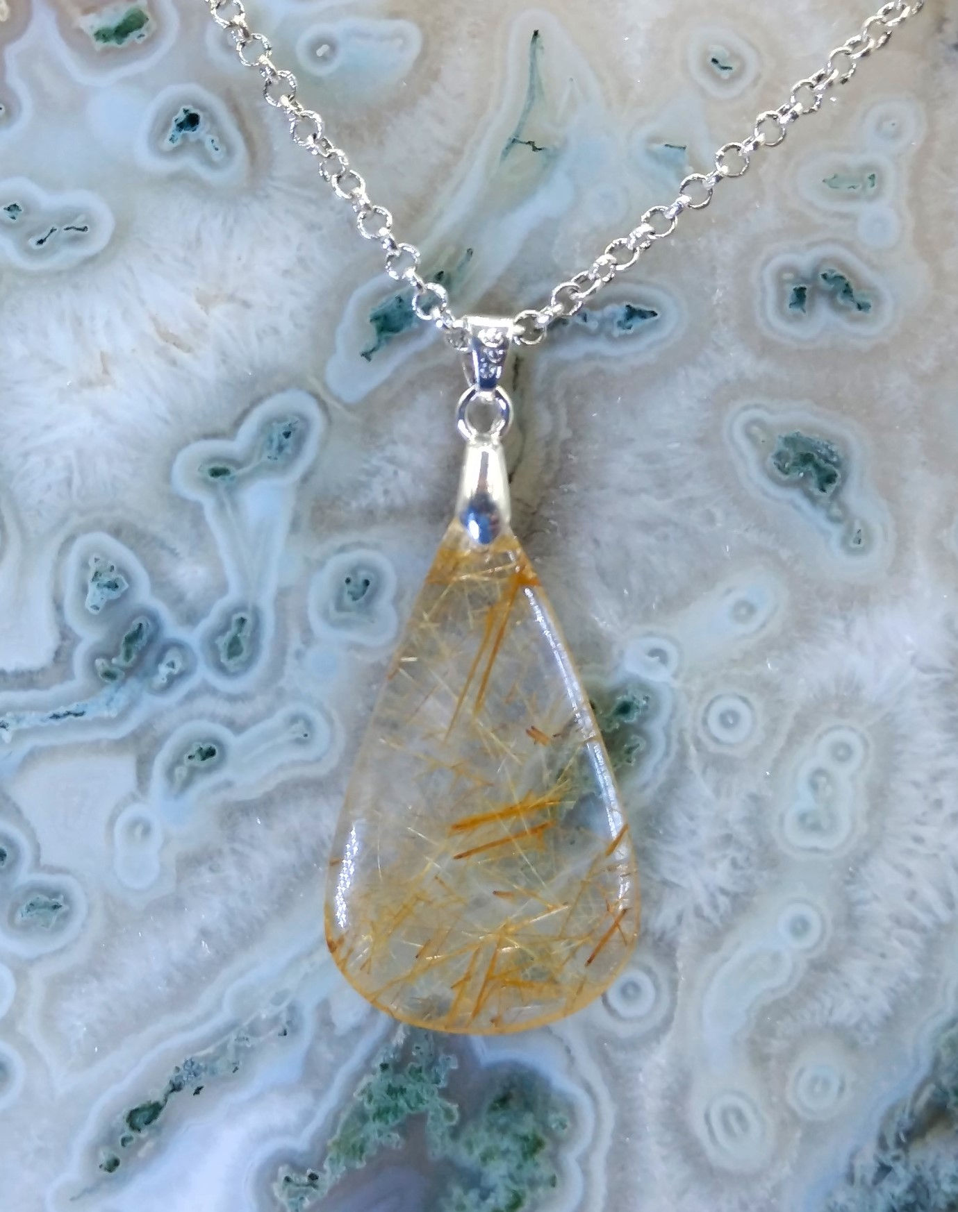 Quartz rutile