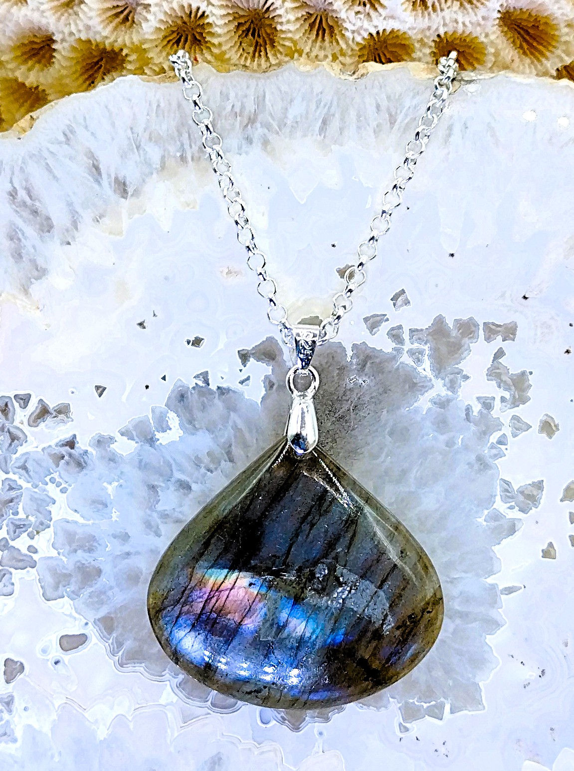 Labradorite "Multi-feux"