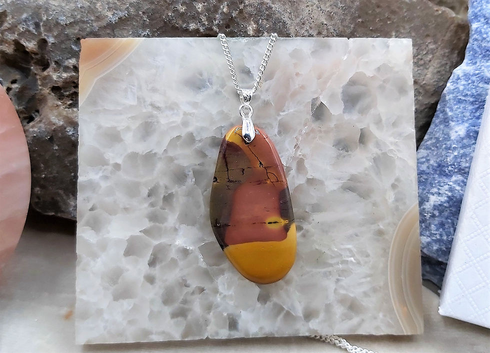 Miniature : Splendide pendentif Jaspe Mokaïte