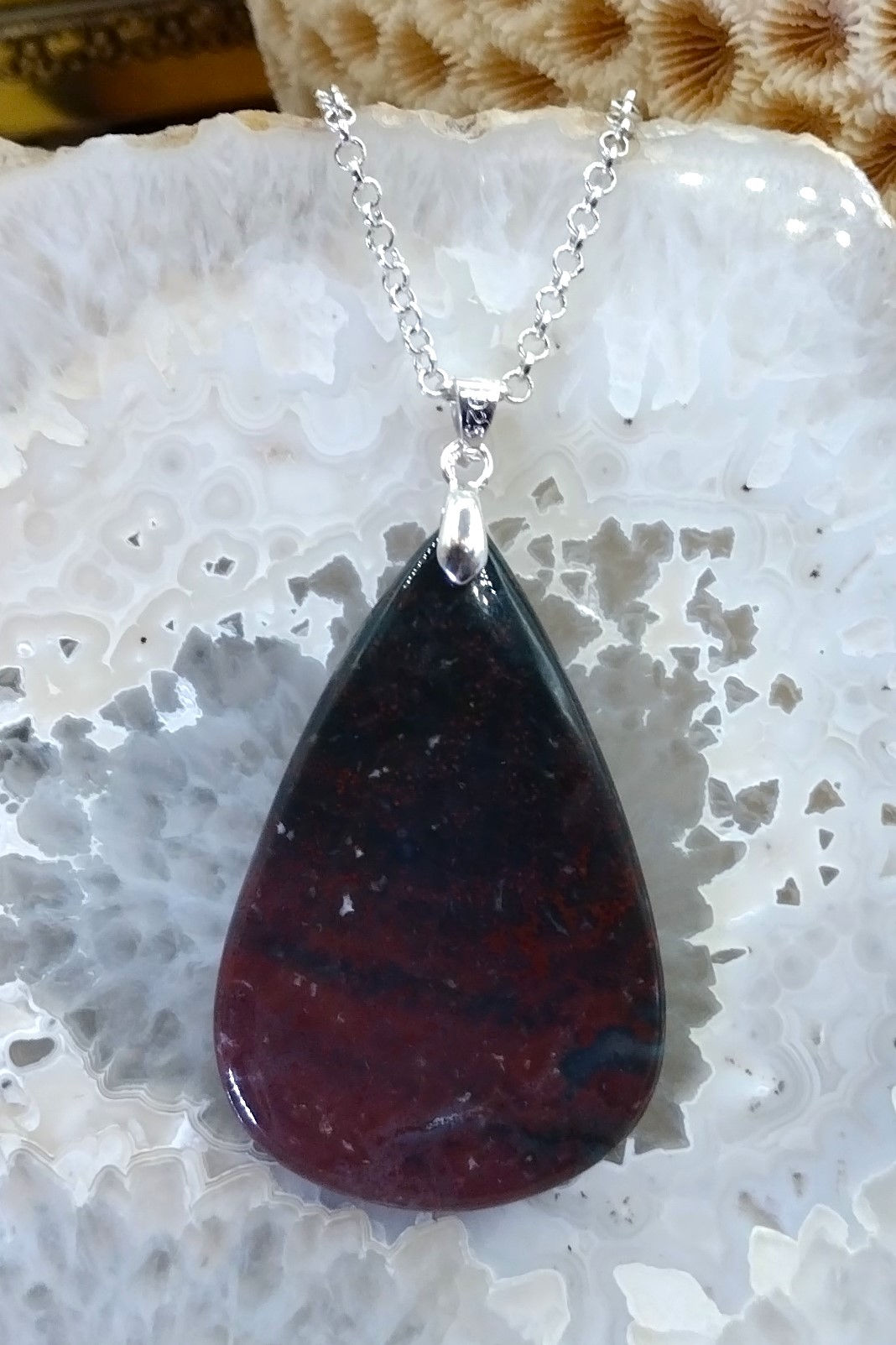 Blood stone (Jaspe Sanguin)