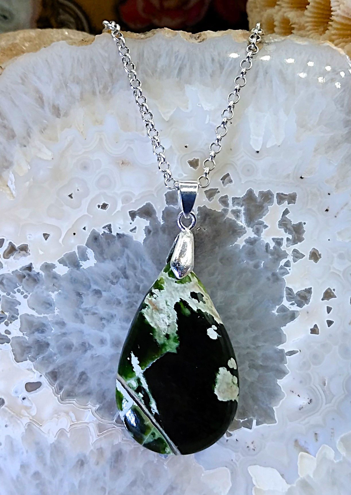 Calcédoine "Chrome"