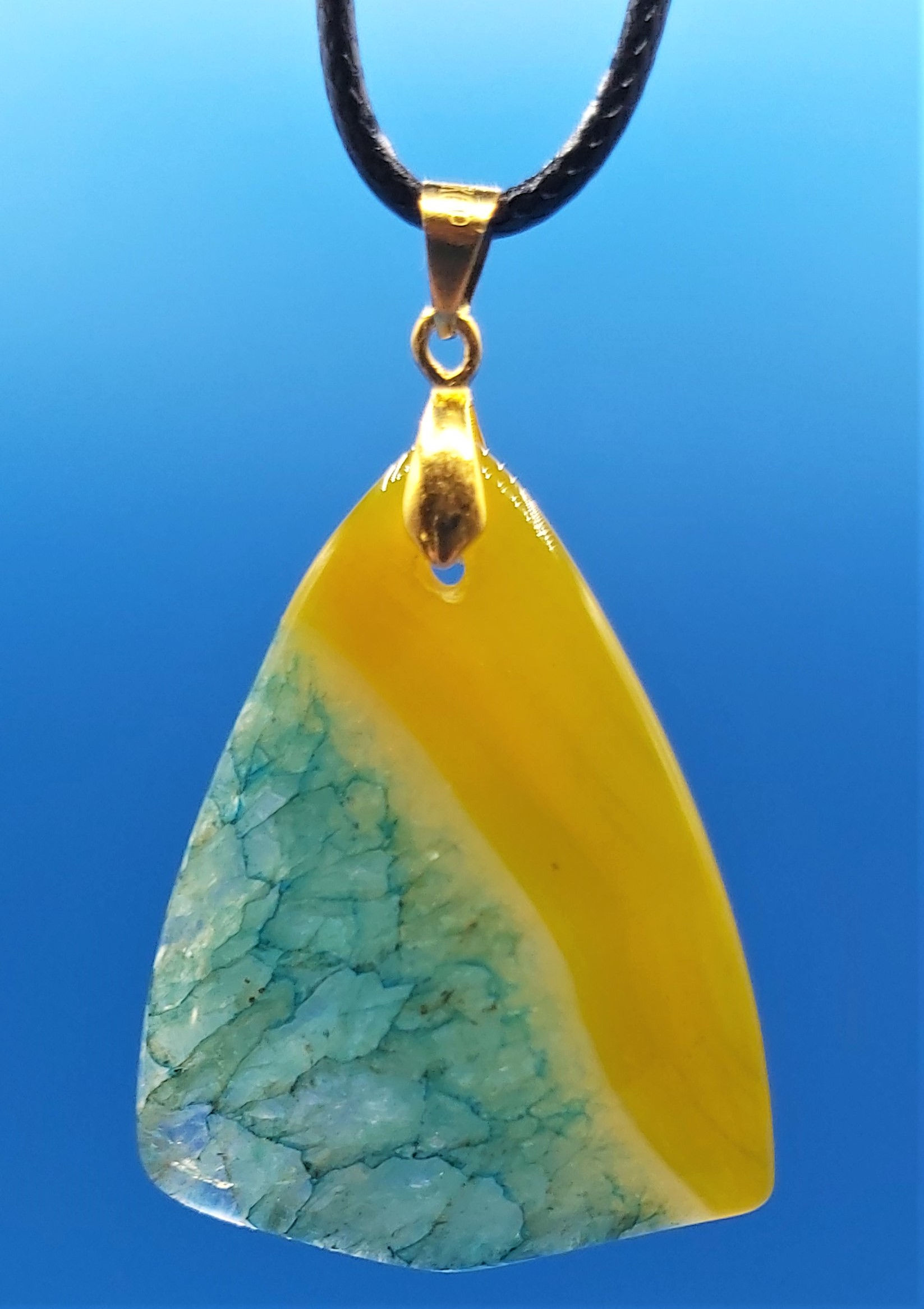 Collier avec jolis pendentifs Agates