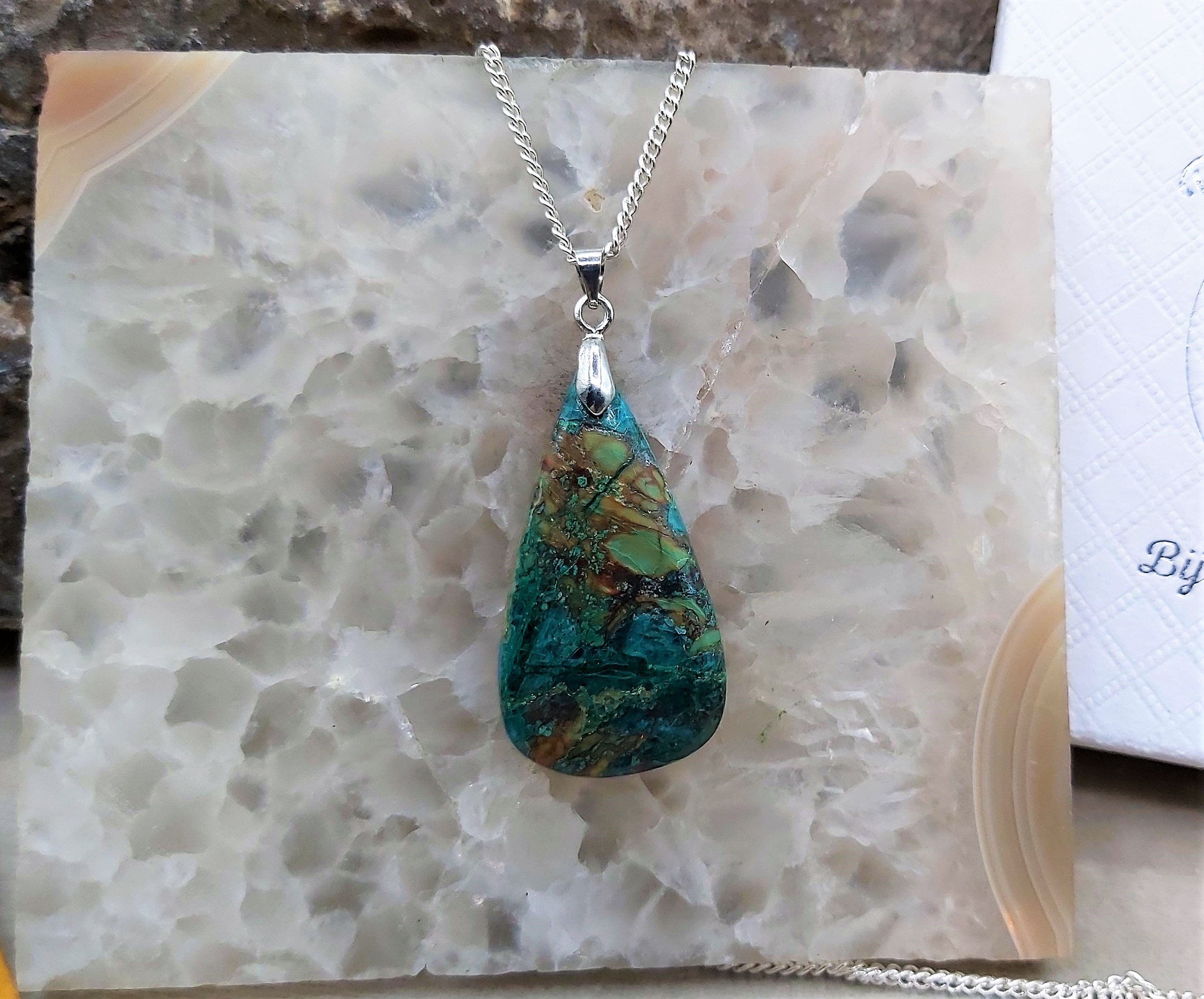 Très beau pendentif Chrysocolle
