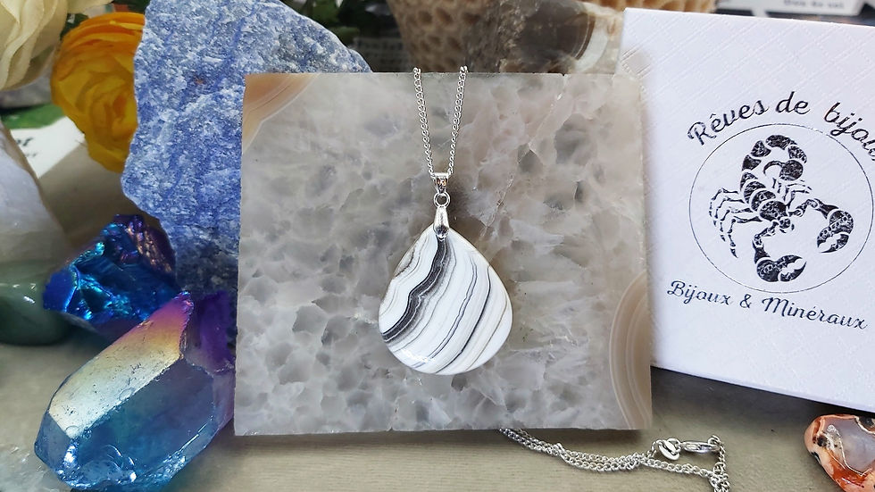 Miniature : Magnifique Calcite rubanée (ou zébrée)