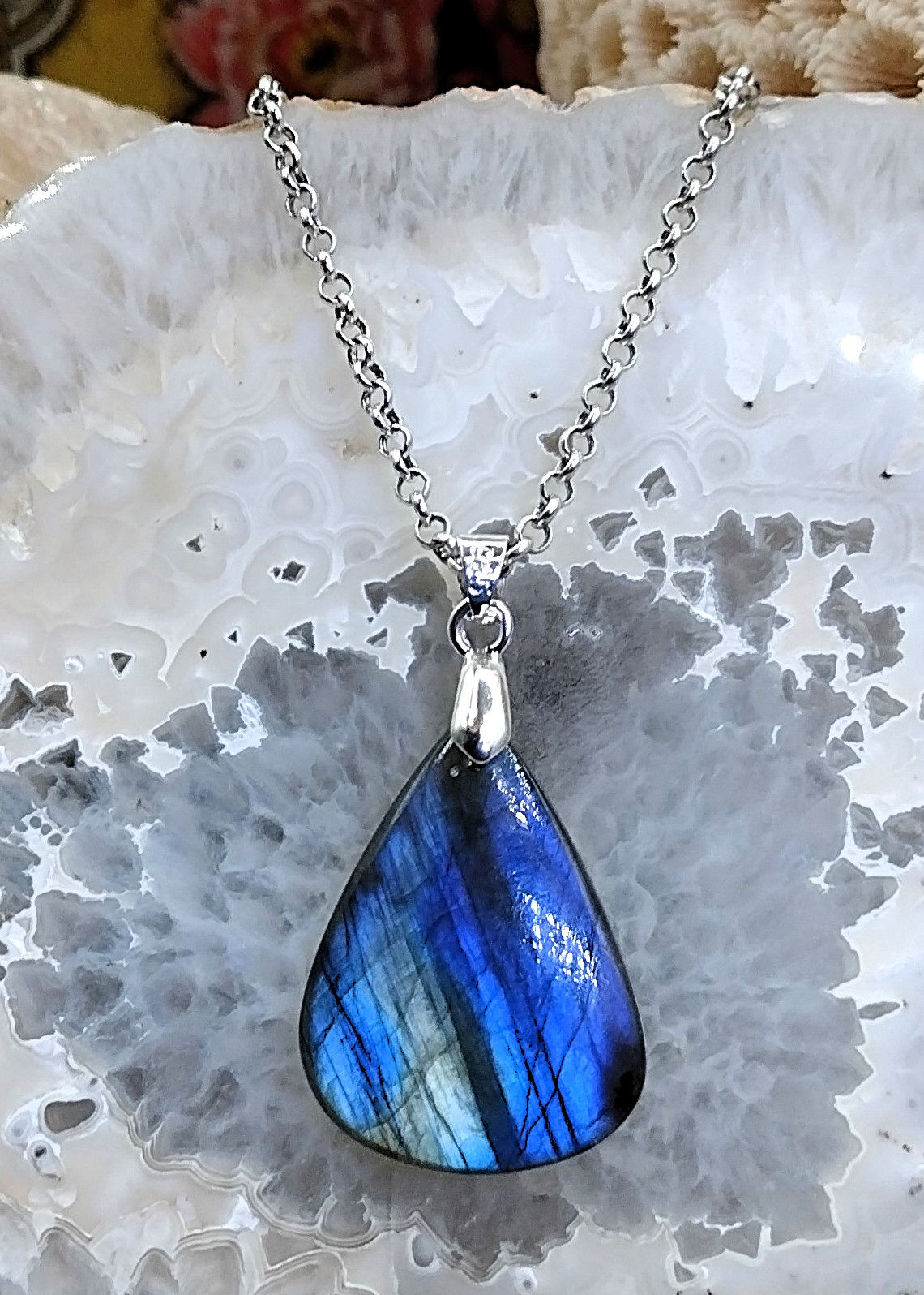 Labradorite bleue